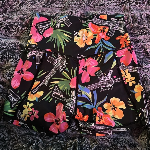 Combat iron shorts tropical - Picture 2 of 4